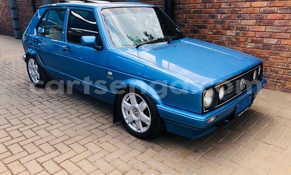 Nunua Ilio tumika Volkswagen Golf Blue Gari ndani ya Bulembu nchini Hhohho Nunua Ilio tumika Volkswagen Golf Blue Gari ndani ya Bulembu nchini Hhohho