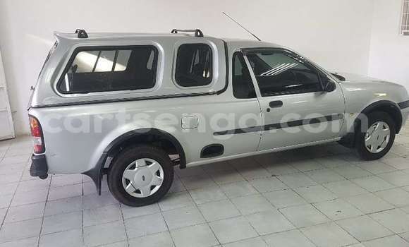 Nunua Ilio tumika Ford B-MAX Silver Gari ndani ya Ezulwini nchini Hhohho Nunua Ilio tumika Ford B-MAX Silver Gari ndani ya Ezulwini nchini Hhohho