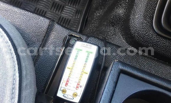 Acheter Occasion Voiture Land Rover Defender Vert à Ezulwini, Hhohho Acheter Occasion Voiture Land Rover Defender Vert à Ezulwini, Hhohho