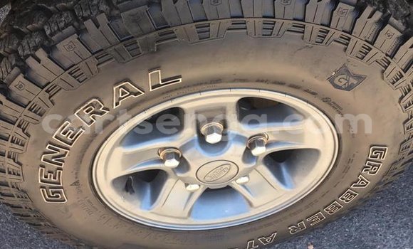 Acheter Occasion Voiture Land Rover Defender Vert à Ezulwini, Hhohho Acheter Occasion Voiture Land Rover Defender Vert à Ezulwini, Hhohho