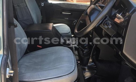 Acheter Occasion Voiture Land Rover Defender Vert à Ezulwini, Hhohho Acheter Occasion Voiture Land Rover Defender Vert à Ezulwini, Hhohho