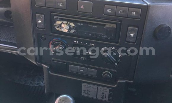 Acheter Occasion Voiture Land Rover Defender Vert à Ezulwini, Hhohho Acheter Occasion Voiture Land Rover Defender Vert à Ezulwini, Hhohho