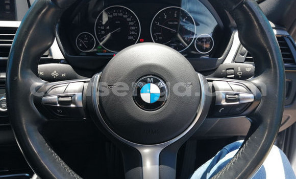 Nunua Ilio tumika BMW 3–Series Silver Gari ndani ya Ezulwini nchini Hhohho Nunua Ilio tumika BMW 3–Series Silver Gari ndani ya Ezulwini nchini Hhohho