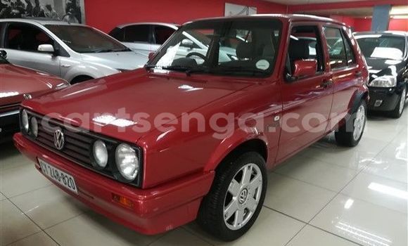 Nunua Ilio tumika Volkswagen Golf Red Gari ndani ya Big Bend nchini Wilaya ya Lubombo Nunua Ilio tumika Volkswagen Golf Red Gari ndani ya Big Bend nchini Wilaya ya Lubombo