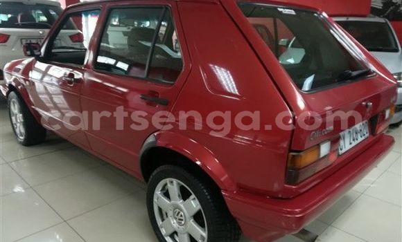 Nunua Ilio tumika Volkswagen Golf Red Gari ndani ya Big Bend nchini Wilaya ya Lubombo Nunua Ilio tumika Volkswagen Golf Red Gari ndani ya Big Bend nchini Wilaya ya Lubombo