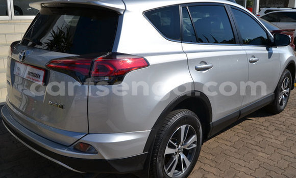 Acheter Occasion Voiture Toyota RAV4 Gris à Ezulwini, Hhohho Acheter Occasion Voiture Toyota RAV4 Gris à Ezulwini, Hhohho