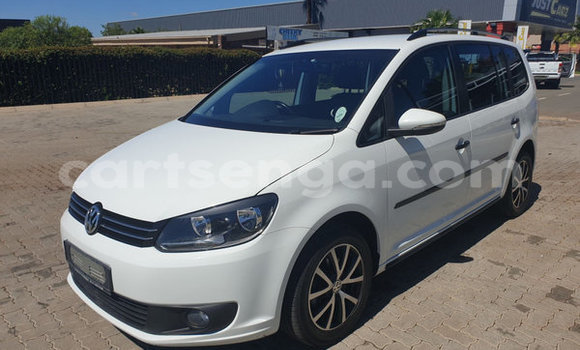 Acheter Occasion Voiture Volkswagen Touran Blanc à Ezulwini, Hhohho Acheter Occasion Voiture Volkswagen Touran Blanc à Ezulwini, Hhohho
