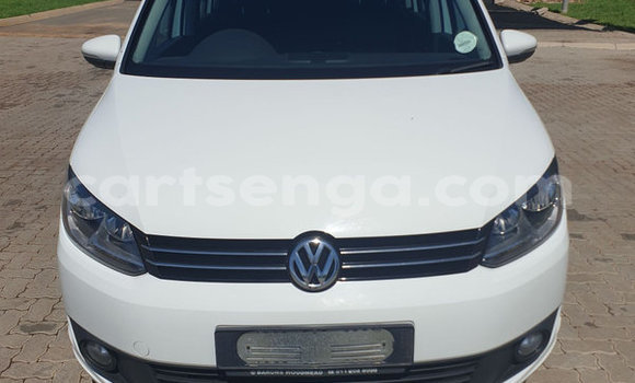 Acheter Occasion Voiture Volkswagen Touran Blanc à Ezulwini, Hhohho Acheter Occasion Voiture Volkswagen Touran Blanc à Ezulwini, Hhohho