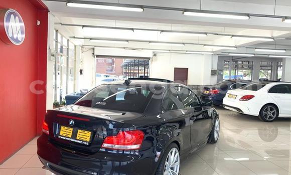 Acheter Import Voiture BMW 1–Series Noir à Big Bend, Lubombo District Acheter Import Voiture BMW 1–Series Noir à Big Bend, Lubombo District