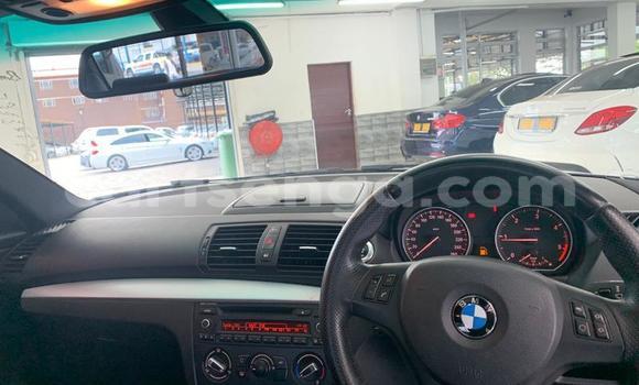 Acheter Import Voiture BMW 1–Series Noir à Big Bend, Lubombo District Acheter Import Voiture BMW 1–Series Noir à Big Bend, Lubombo District