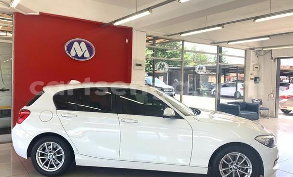 Acheter Occasion Voiture BMW 1–Series Blanc à Big Bend, Lubombo District Acheter Occasion Voiture BMW 1–Series Blanc à Big Bend, Lubombo District