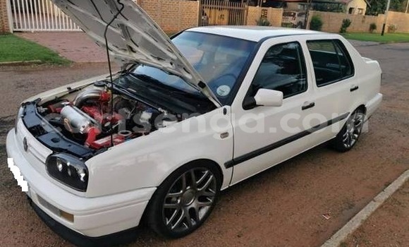 Acheter Occasion Voiture Volkswagen Jetta Blanc à Ezulwini, Hhohho Acheter Occasion Voiture Volkswagen Jetta Blanc à Ezulwini, Hhohho