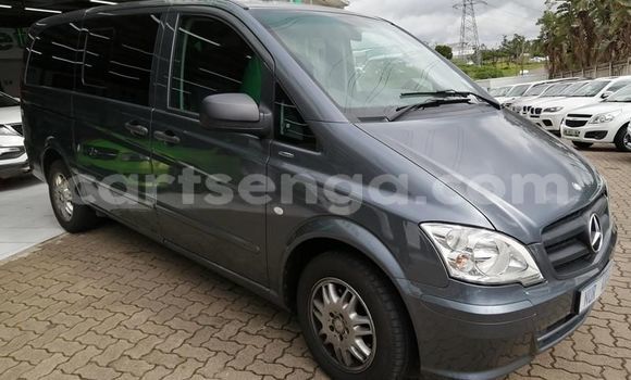 Buy Used Mercedes Viano Silver Car in Big Bend in Lubombo District