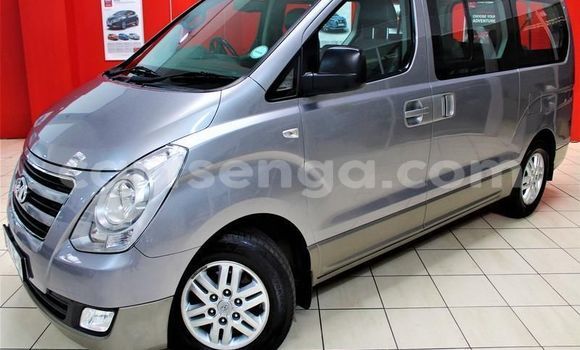 Buy Used Hyundai H1 Silver Car in Big Bend in Lubombo District Buy Used Hyundai H1 Silver Car in Big Bend in Lubombo District