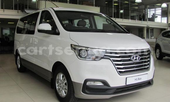 Acheter Occasion Voiture Hyundai H1 Blanc à Big Bend, Lubombo Acheter Occasion Voiture Hyundai H1 Blanc à Big Bend, Lubombo