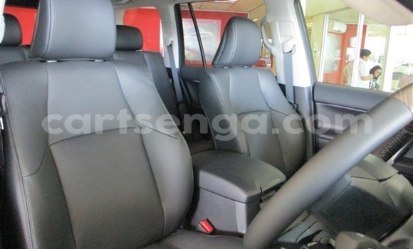 Acheter Occasion Voiture Toyota Prado Blanc à Manzini, Manzini Acheter Occasion Voiture Toyota Prado Blanc à Manzini, Manzini