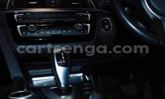 Acheter Occasion Voiture BMW 3–Series Gris à Big Bend, Lubombo Acheter Occasion Voiture BMW 3–Series Gris à Big Bend, Lubombo
