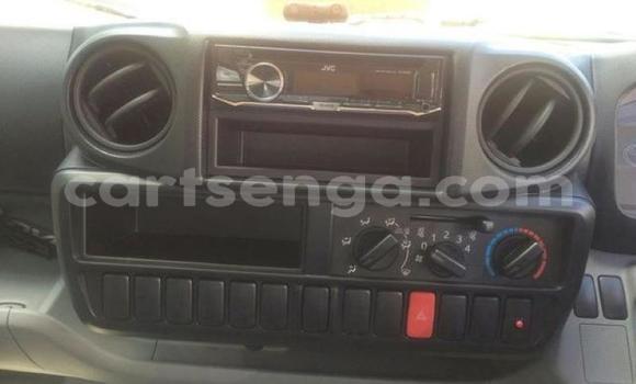 Nunua Ilio tumika Toyota Dyna White Gari ndani ya Manzini nchini Manzini Nunua Ilio tumika Toyota Dyna White Gari ndani ya Manzini nchini Manzini