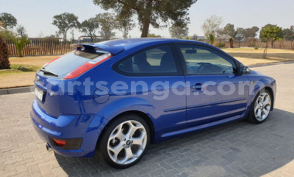 Buy Used Ford Focus Blue Car in Manzini in Manzini Buy Used Ford Focus Blue Car in Manzini in Manzini