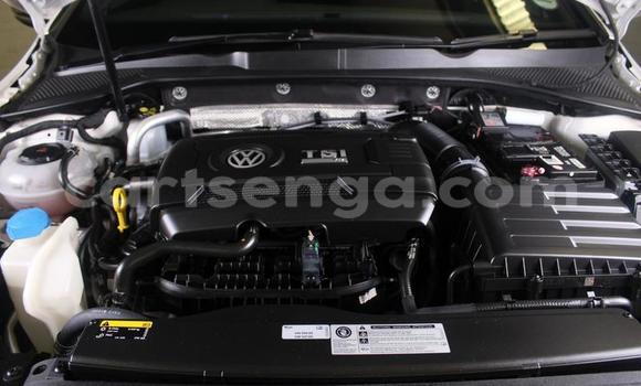 Nunua Ilio tumika Volkswagen Golf R White Gari ndani ya Manzini nchini Manzini Nunua Ilio tumika Volkswagen Golf R White Gari ndani ya Manzini nchini Manzini