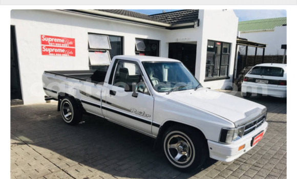 Buy Used Toyota Hilux White Car in Manzini in Manzini Buy Used Toyota Hilux White Car in Manzini in Manzini