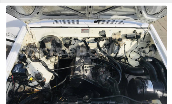 Buy Used Toyota Hilux White Car in Manzini in Manzini Buy Used Toyota Hilux White Car in Manzini in Manzini