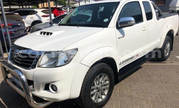 Acheter Occasion Voiture Toyota Hilux Blanc à Big Bend, Lubombo Acheter Occasion Voiture Toyota Hilux Blanc à Big Bend, Lubombo