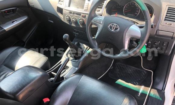 Acheter Occasion Voiture Toyota Hilux Blanc à Big Bend, Lubombo Acheter Occasion Voiture Toyota Hilux Blanc à Big Bend, Lubombo