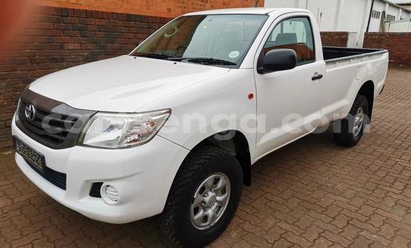 Acheter Occasion Voiture Toyota Hilux Blanc à Big Bend, Lubombo Acheter Occasion Voiture Toyota Hilux Blanc à Big Bend, Lubombo