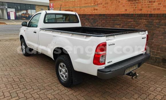 Acheter Occasion Voiture Toyota Hilux Blanc à Big Bend, Lubombo Acheter Occasion Voiture Toyota Hilux Blanc à Big Bend, Lubombo