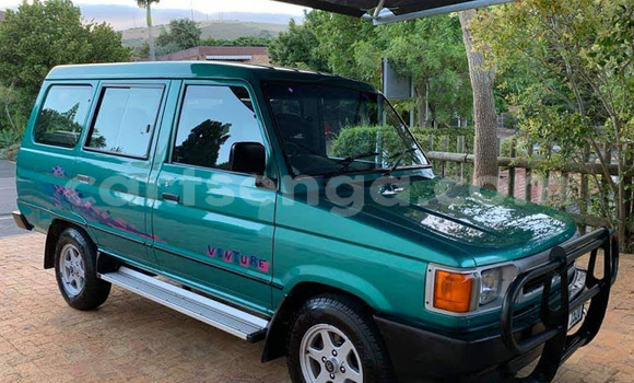 Buy Used Toyota Venza Green Car in Mbabane in Manzini Buy Used Toyota Venza Green Car in Mbabane in Manzini