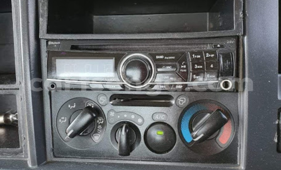 Buy Used Isuzu MU-X White Car in Mbabane in Manzini Buy Used Isuzu MU-X White Car in Mbabane in Manzini