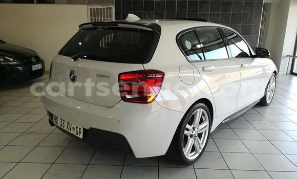 Acheter Occasion Voiture BMW 1–Series Blanc à Big Bend, Lubombo Acheter Occasion Voiture BMW 1–Series Blanc à Big Bend, Lubombo
