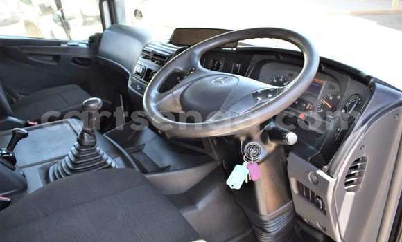 Acheter Occasion Voiture Mercedes‒Benz 190 Blanc à Ezulwini, Hhohho Acheter Occasion Voiture Mercedes‒Benz 190 Blanc à Ezulwini, Hhohho