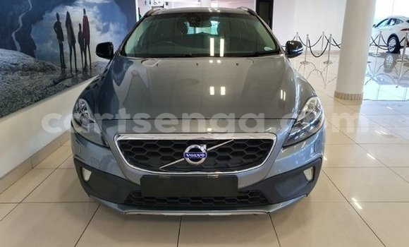Buy Used Volvo V40 Silver Car in Ezulwini in Hhohho Buy Used Volvo V40 Silver Car in Ezulwini in Hhohho