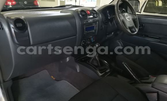 Acheter Occasion Voiture Isuzu KB Gris à Big Bend, Lubombo Acheter Occasion Voiture Isuzu KB Gris à Big Bend, Lubombo