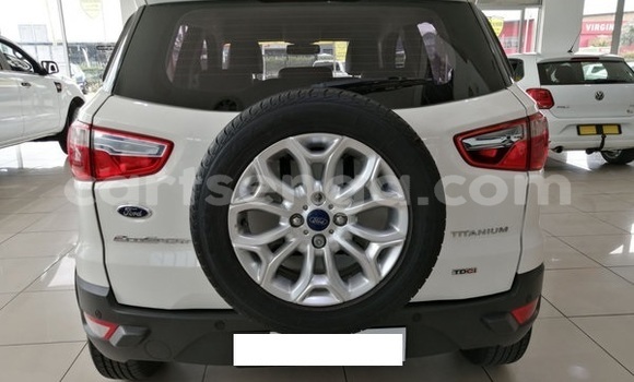 Buy Used Ford Escort White Car in Ezulwini in Hhohho Buy Used Ford Escort White Car in Ezulwini in Hhohho