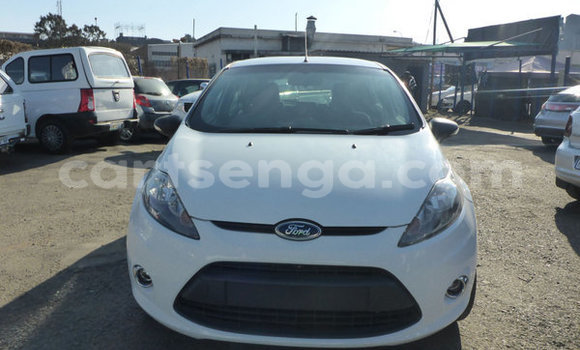Acheter Occasion Voiture Ford Fiesta Blanc à Ezulwini, Hhohho Acheter Occasion Voiture Ford Fiesta Blanc à Ezulwini, Hhohho