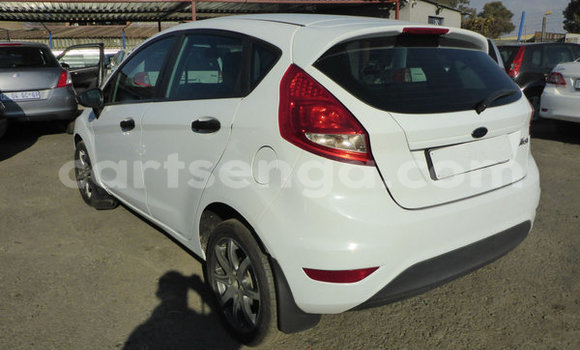 Acheter Occasion Voiture Ford Fiesta Blanc à Ezulwini, Hhohho Acheter Occasion Voiture Ford Fiesta Blanc à Ezulwini, Hhohho