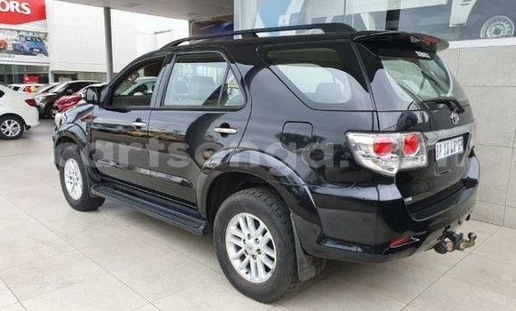 Acheter Occasion Voiture Toyota Fortuner Noir à Ezulwini, Hhohho Acheter Occasion Voiture Toyota Fortuner Noir à Ezulwini, Hhohho