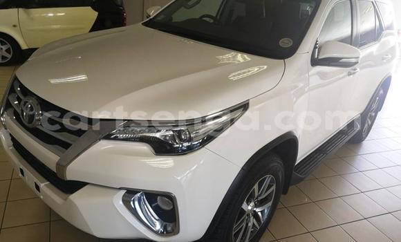 Acheter Occasion Voiture Toyota Fortuner Blanc à Manzini, Manzini Acheter Occasion Voiture Toyota Fortuner Blanc à Manzini, Manzini