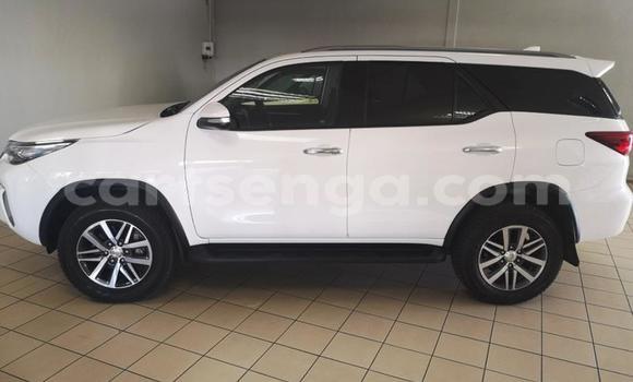 Acheter Occasion Voiture Toyota Fortuner Blanc à Manzini, Manzini Acheter Occasion Voiture Toyota Fortuner Blanc à Manzini, Manzini