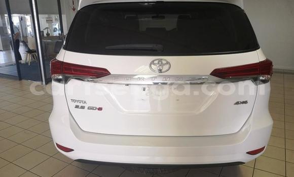 Acheter Occasion Voiture Toyota Fortuner Blanc à Manzini, Manzini Acheter Occasion Voiture Toyota Fortuner Blanc à Manzini, Manzini