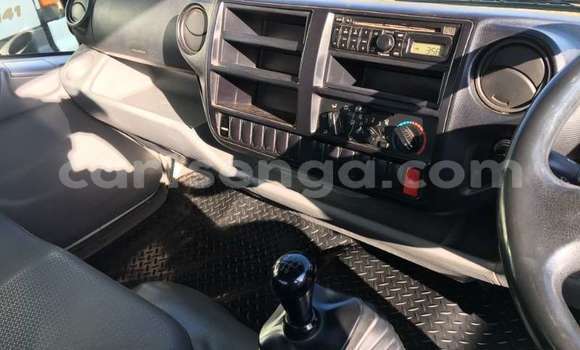 Acheter Occasion Utilitaire Hino 300 Series Blanc à Mondi, Hhohho Acheter Occasion Utilitaire Hino 300 Series Blanc à Mondi, Hhohho