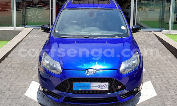Acheter Occasion Voiture Ford Focus ST Bleu à Big Bend, Lubombo Acheter Occasion Voiture Ford Focus ST Bleu à Big Bend, Lubombo