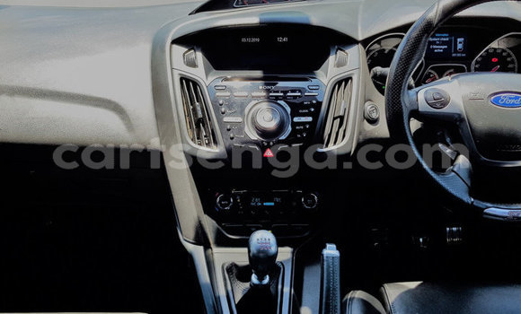 Acheter Occasion Voiture Ford Focus ST Bleu à Big Bend, Lubombo Acheter Occasion Voiture Ford Focus ST Bleu à Big Bend, Lubombo