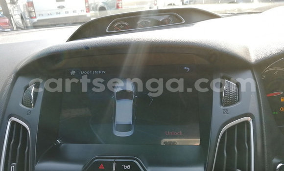 Acheter Occasion Voiture Ford Focus ST Blanc à Big Bend, Lubombo Acheter Occasion Voiture Ford Focus ST Blanc à Big Bend, Lubombo