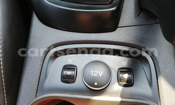 Acheter Occasion Voiture Ford Focus ST Blanc à Big Bend, Lubombo Acheter Occasion Voiture Ford Focus ST Blanc à Big Bend, Lubombo