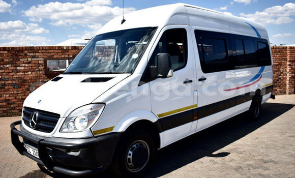 Acheter Occasion Voiture Mercedes‒Benz 190 SL Blanc à Ezulwini, Hhohho Acheter Occasion Voiture Mercedes‒Benz 190 SL Blanc à Ezulwini, Hhohho