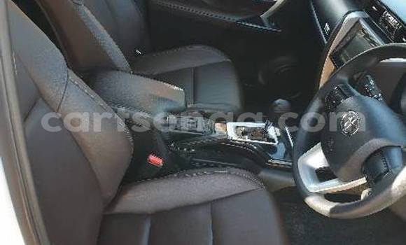 Acheter Occasion Voiture Toyota Fortuner Blanc à Bulembu, Hhohho Acheter Occasion Voiture Toyota Fortuner Blanc à Bulembu, Hhohho